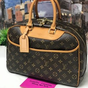 LOUIS VUITTON DEAUVILLE